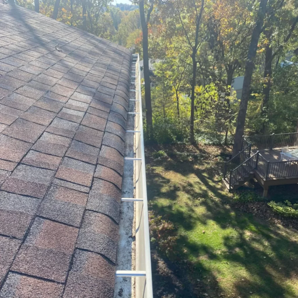 Morton Gutter Cleaning is cleaning gutters in St. Louis, Missouri, in the state of Missouri.